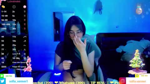 Snapshot of sofia_vanner chatting on December 18, 2025, 1:55 am SOFIA online show from December 18, 2025, 1:55 am