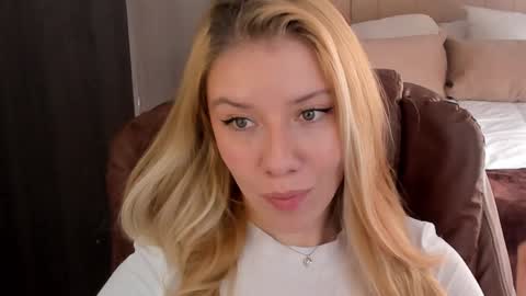 Sofia online show from January 3, 2025, 3:22 pm