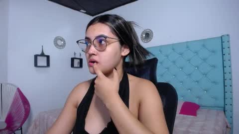 Snapshot of sofiaasexy19 chatting on April 22, 2026, 12:28 pm Sofia online show from April 22, 2026, 12:28 pm