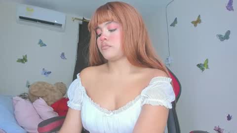Snapshot of sofiacastillo01 chatting on November 10, 2025, 2:05 pm sofiacastillo01 online show from November 10, 2025, 2:05 pm