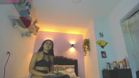 Snapshot of sofiaclaus_19 chatting on June 24, 2026, 4:44 am Sofia online show from June 24, 2026, 4:44 am