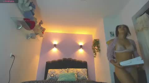 Snapshot of sofiaclaus_19 chatting on July 2, 2026, 5:24 am Sofia online show from July 2, 2026, 5:24 am
