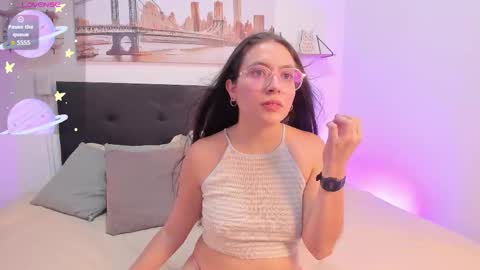 sofialujan_ online show from January 8, 2026, 11:51 pm