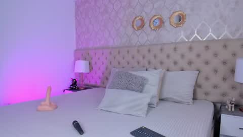 SofiaReyees online show from July 14, 2026, 1:50 pm