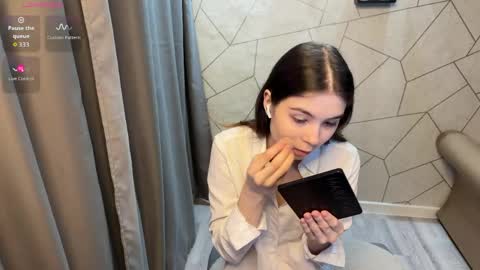 Snapshot of sofiasuper chatting on April 8, 2026, 9:53 am Sofia online show from April 8, 2026, 9:53 am