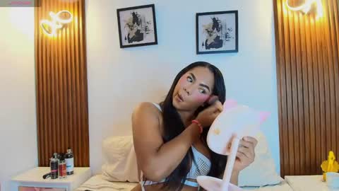 Snapshot of sofiasweett1 chatting on April 30, 2026, 9:37 am online show from April 30, 2026, 9:37 am