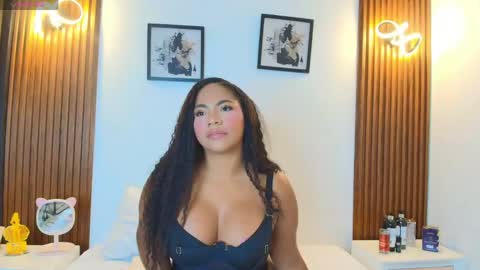 Snapshot of sofiasweett1 chatting on June 7, 2026, 9:57 am online show from June 7, 2026, 9:57 am
