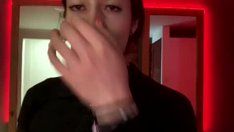 Snapshot of sofiawhite3 chatting on December 16, 2025, 3:44 am Sofi online show from December 16, 2025, 3:44 am