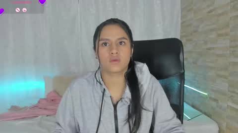 Danna Sofia online show from March 12, 2025, 4:08 am