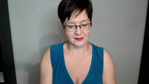 Snapshot of sofie_velvet chatting on December 5, 2024, 6:00 pm Sofie Velvet online show from December 5, 2024, 6:00 pm