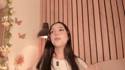 Snapshot of sofiesoft chatting on January 14, 2026, 6:02 pm Sofie online show from January 14, 2026, 6:02 pm