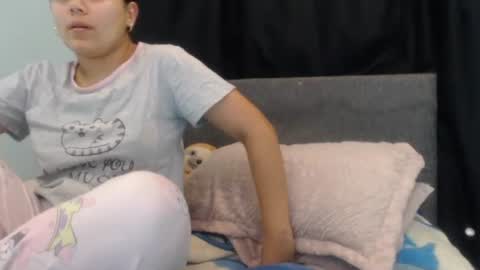 Snapshot of sofigarcia17 chatting on December 2, 2024, 2:31 am sofi online show from December 2, 2024, 2:31 am