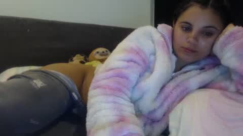 Snapshot of sofigarcia17 chatting on January 26, 2025, 3:06 am sofi online show from January 26, 2025, 3:06 am