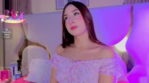 Snapshot of sofii_jones chatting on January 5, 2026, 9:40 pm sofii_jones online show from January 5, 2026, 9:40 pm