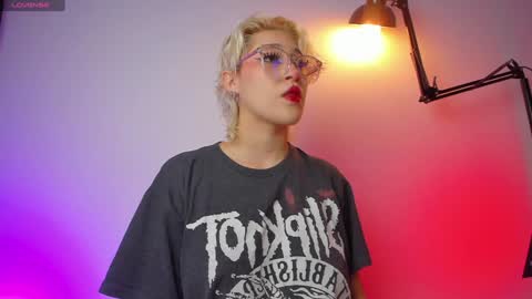 Snapshot of sofii_uwu_ chatting on January 26, 2025, 6:16 pm Sofii  online show from January 26, 2025, 6:16 pm