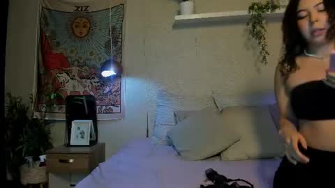 sofii_wild online show from June 12, 2026, 12:15 pm