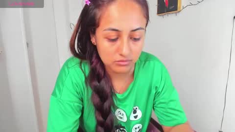 sofiia rodriguez online show from February 18, 2025, 6:04 pm