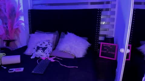 Sofia online show from February 8, 2025, 7:04 am