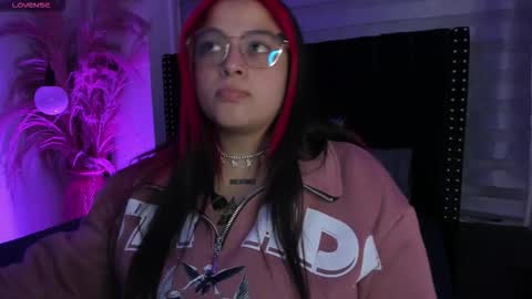 Sofia online show from October 5, 2025, 4:55 am