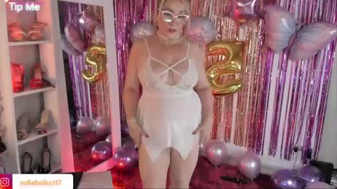 Snapshot of sofiibell_ chatting on May 18, 2026, 8:36 pm Sofiibell online show from May 18, 2026, 8:36 pm