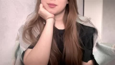 Snapshot of sofinovvak chatting on May 2, 2026, 12:43 pm Sofi online show from May 2, 2026, 12:43 pm