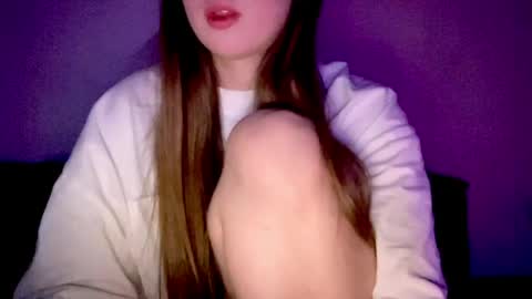 Snapshot of sofinovvak chatting on May 24, 2026, 6:24 pm Sofi online show from May 24, 2026, 6:24 pm