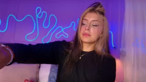 Sofi online show from March 27, 2026, 11:54 am