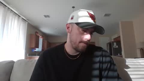 Snapshot of soft0ne chatting on November 17, 2025, 3:40 pm soft0ne online show from November 17, 2025, 3:40 pm