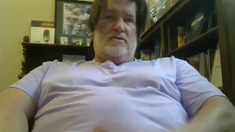 Snapshot of softasiron1 chatting on April 28, 2026, 4:45 pm Brett online show from April 28, 2026, 4:45 pm