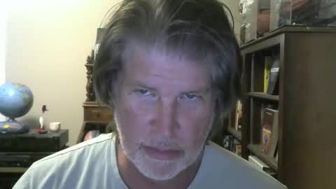Snapshot of softasiron1 chatting on May 17, 2026, 5:16 am Brett online show from May 17, 2026, 5:16 am