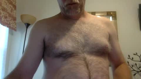 Snapshot of softball8888 chatting on June 16, 2026, 5:15 pm softball8888 online show from June 16, 2026, 5:15 pm