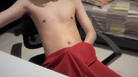 softedge04 online show from April 13, 2026, 12:43 pm