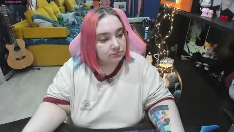 Sofie online show from February 28, 2025, 3:04 am