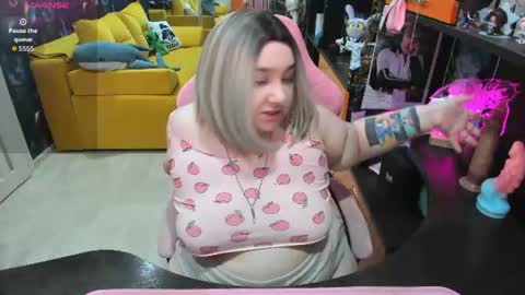 Sofie online show from June 28, 2026, 2:39 am