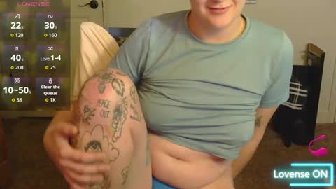 Snapshot of softtboyfriend chatting on September 27, 2025, 2:33 pm Day online show from September 27, 2025, 2:33 pm