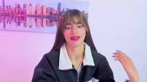 sofy_durand online show from March 13, 2026, 12:01 pm