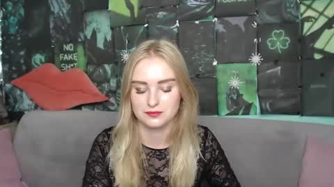 Snapshot of sofysoft chatting on September 9, 2025, 7:57 pm sofysoft online show from September 9, 2025, 7:57 pm