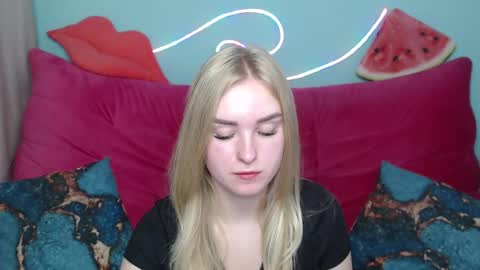 Snapshot of sofysoft chatting on November 6, 2025, 6:36 am sofysoft online show from November 6, 2025, 6:36 am