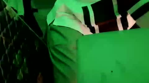 sohan730903 online show from October 5, 2025, 12:03 pm