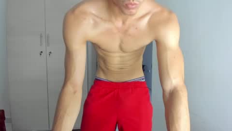 Snapshot of sola_enzo chatting on May 20, 2026, 6:36 pm sola_enzo online show from May 20, 2026, 6:36 pm