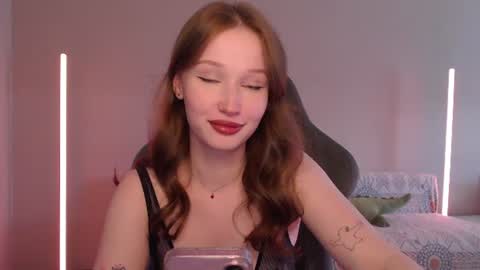 Snapshot of solanochka chatting on June 19, 2026, 9:24 am Jennifer Jenny Jen online show from June 19, 2026, 9:24 am