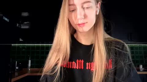 Bella online show from February 5, 2026, 5:01 am