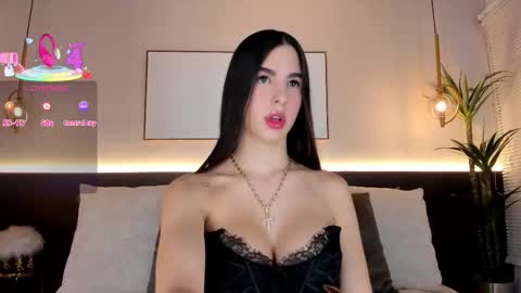 Sol Avelar online show from October 20, 2025, 3:29 am