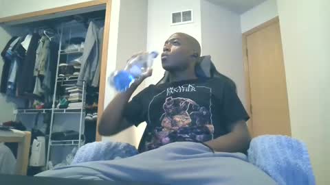 Snapshot of solidsnake992 chatting on December 10, 2024, 2:39 pm solidsnake992 online show from December 10, 2024, 2:39 pm