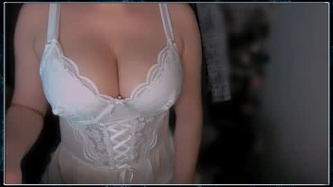 Gaby Solis online show from March 9, 2026, 7:29 pm