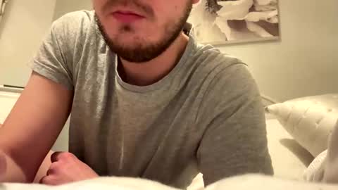 Snapshot of solobrit chatting on November 30, 2025, 11:53 pm solobrit online show from November 30, 2025, 11:53 pm