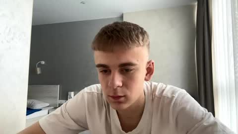 Jett online show from April 16, 2026, 8:26 am