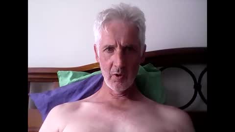 Snapshot of soloman1969 chatting on January 6, 2025, 3:53 am Soloman online show from January 6, 2025, 3:53 am