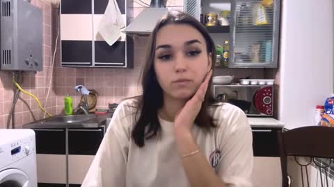 Snapshot of somerfrieler chatting on December 1, 2025, 3:50 pm Hello My name is Jane im new model here and little but shy but curious. online show from December 1, 2025, 3:50 pm