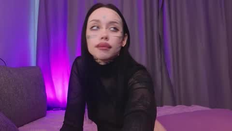 Snapshot of somniya chatting on December 4, 2025, 10:35 am somniya online show from December 4, 2025, 10:35 am